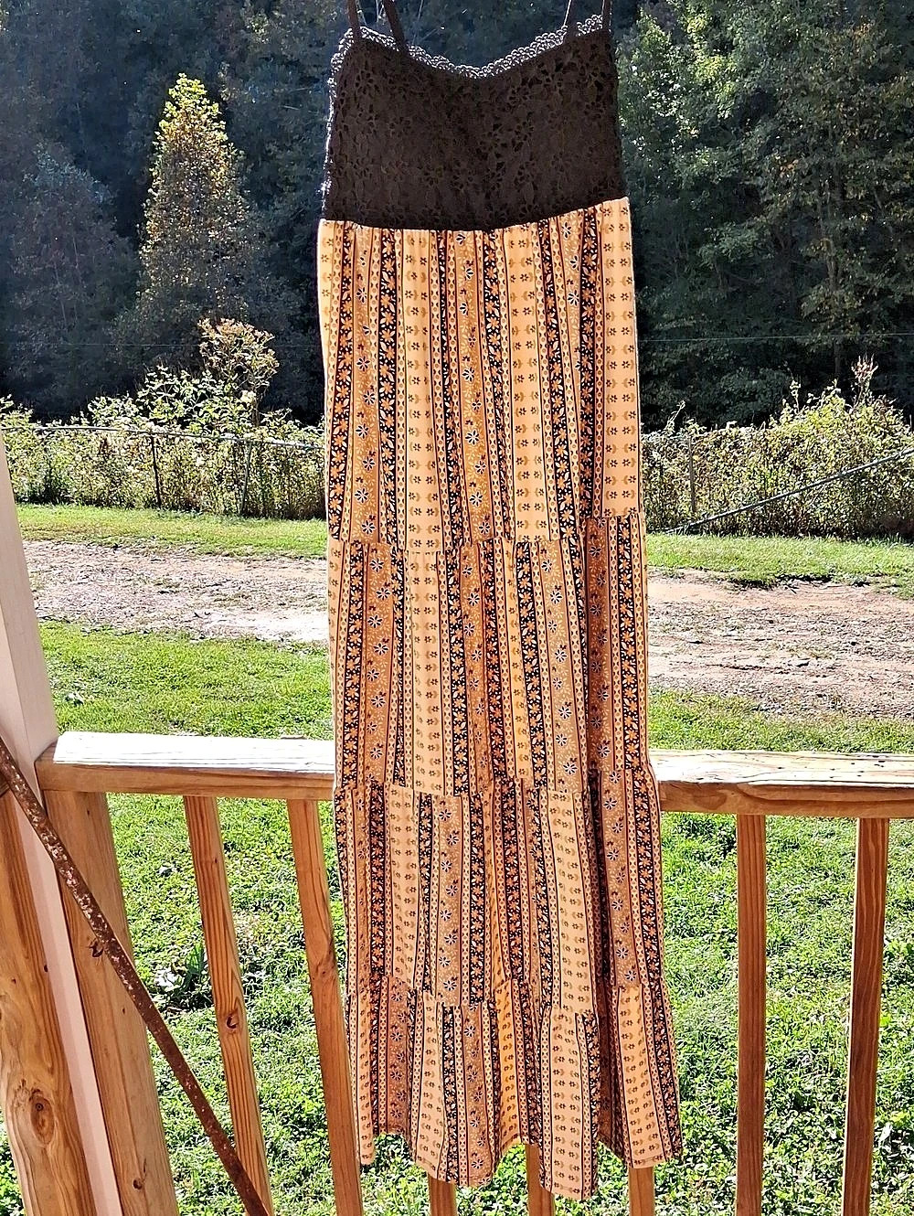 No Boundaries Maxi Lace Cami Dress in Brown & Orange Large Like New